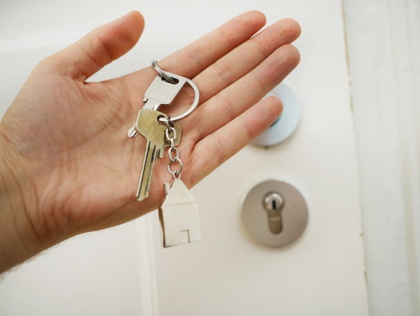 https://GustavoB.StopRentingStartOwning.com